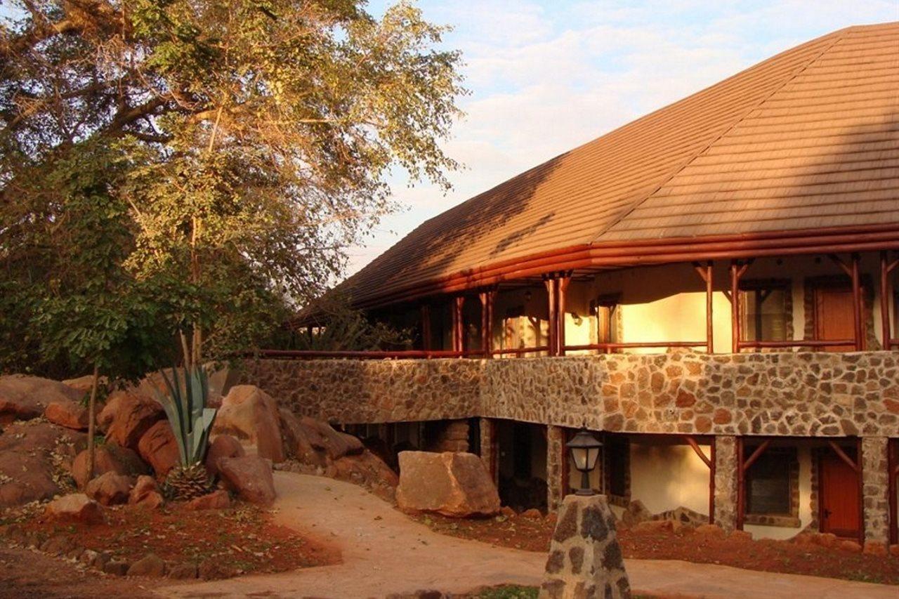 Kilaguni Serena Safari Lodge Tsavo Екстериор снимка