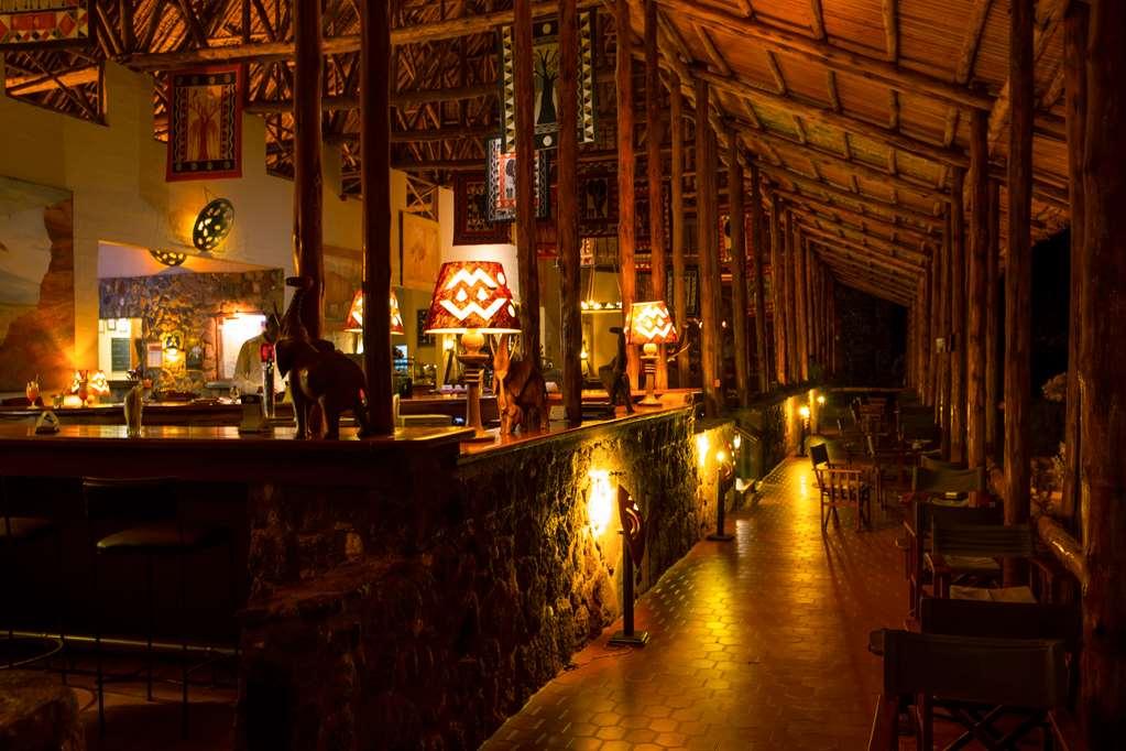 Kilaguni Serena Safari Lodge Tsavo Ресторант снимка